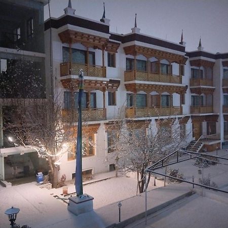 Hotel Jigmet, Leh Exteriör bild