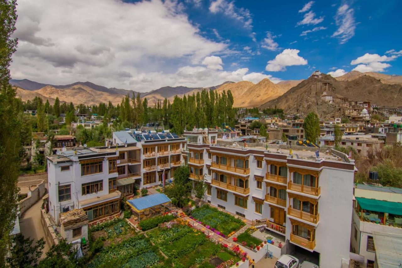 Hotel Jigmet, Leh Exteriör bild